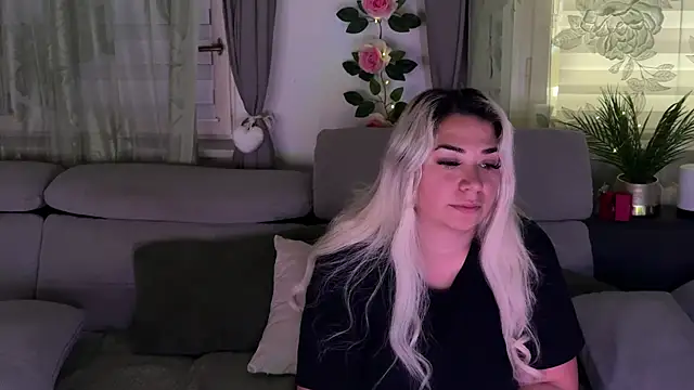 Monageil online show from 10/01/25, 09:26