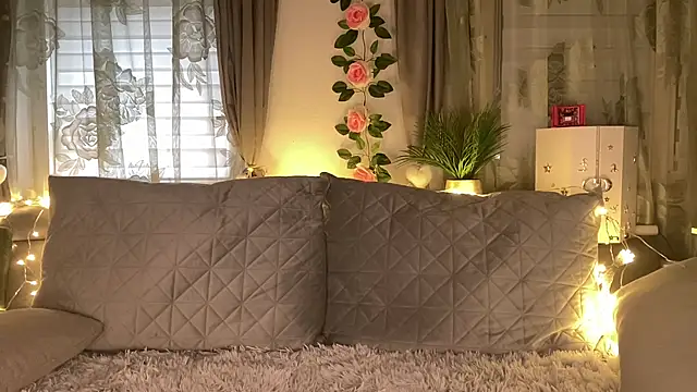 Monageil online show from 11/20/25, 12:27