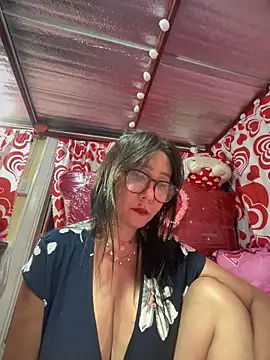 Snapshot of sweetieme chatting on 02/20/26, 10:27 sweetieme online show from 02/20/26, 10:27