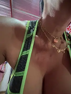 Snapshot of sweetieme chatting on 02/27/26, 10:48 sweetieme online show from 02/27/26, 10:48