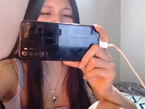 evolet01 online show from 12/08/24, 06:43