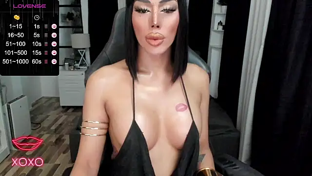 Forever MissCandace online show from 09/17/25, 01:57