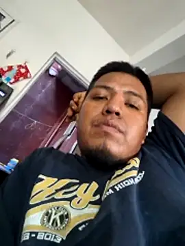 juliopantoja online show from 05/01/26, 12:04