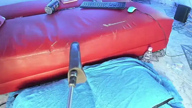 Snapshot of Dakotalove20 chatting on 02/27/25, 05:56 Dakotalove20 online show from 02/27/25, 05:56