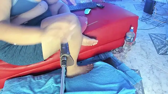 Snapshot of Dakotalove20 chatting on 03/14/25, 09:46 Dakotalove20 online show from 03/14/25, 09:46