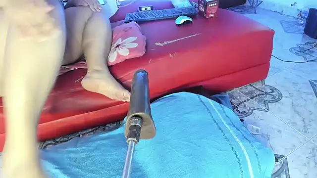 Snapshot of Dakotalove20 chatting on 03/19/25, 02:05 Dakotalove20 online show from 03/19/25, 02:05