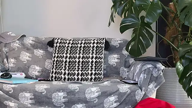 bestofdoseswirls online show from 03/25/26, 03:51