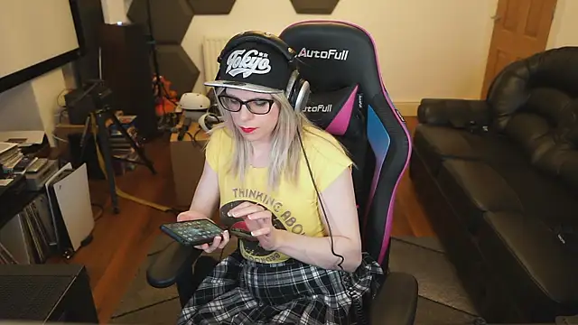 Snapshot of KelseyCobalt chatting on 02/23/25, 08:22 KelseyCobalt online show from 02/23/25, 08:22