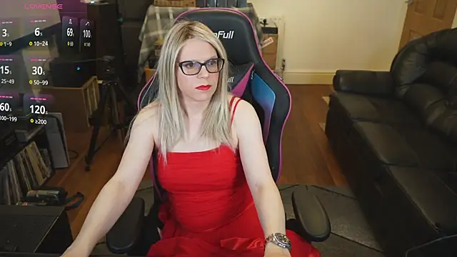 Snapshot of KelseyCobalt chatting on 10/08/25, 08:28 KelseyCobalt online show from 10/08/25, 08:28