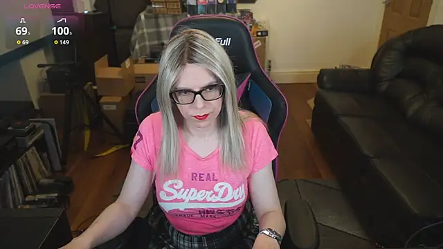 Snapshot of KelseyCobalt chatting on 11/27/25, 08:22 KelseyCobalt online show from 11/27/25, 08:22