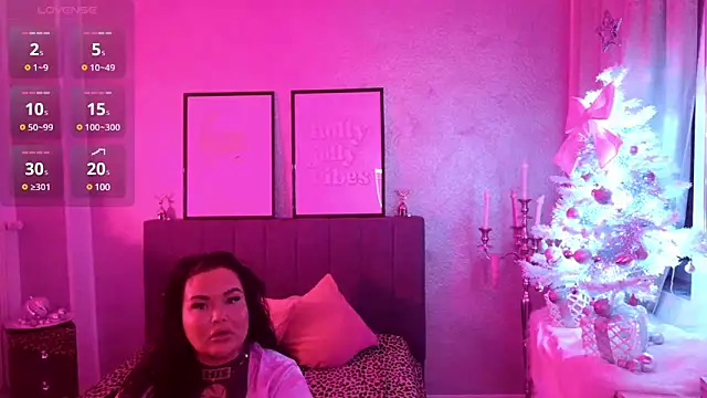  MelinaCurves  online show from 12/17/24, 10:32