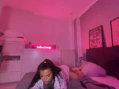  MelinaCurves  online show from 02/05/25, 12:53