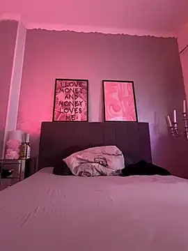  MelinaCurves  online show from 02/24/25, 10:36