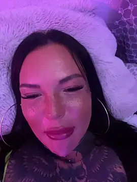  MelinaCurves  online show from 09/28/25, 12:27