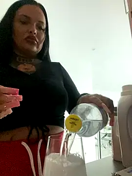  MelinaCurves  online show from 10/23/25, 09:02