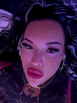  MelinaCurves  online show from 12/13/25, 11:54