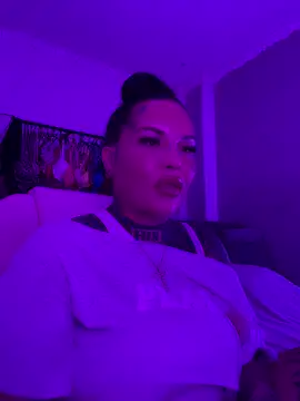  MelinaCurves  online show from 05/22/26, 11:54