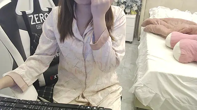 Hanako love online show from 02/23/25, 03:29