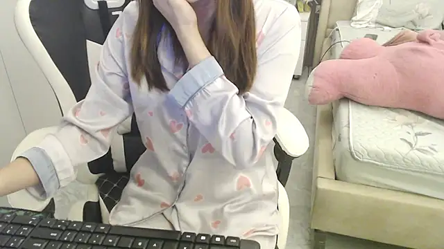 Hanako love online show from 02/27/25, 03:37