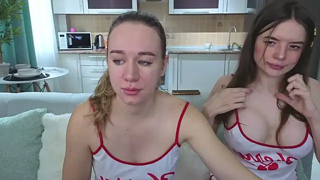 Naughty Alice online show from 12/22/25, 06:32