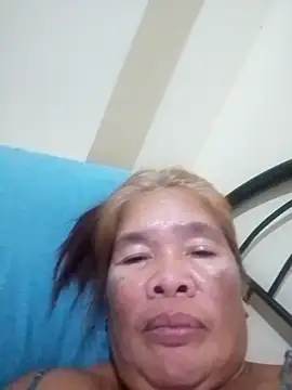 Snapshot of sexylizzy4u chatting on 02/06/25, 01:54 sexylizzy4u online show from 02/06/25, 01:54