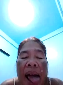 Snapshot of sexylizzy4u chatting on 03/15/25, 02:45 sexylizzy4u online show from 03/15/25, 02:45