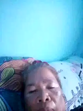 Snapshot of sexylizzy4u chatting on 09/19/25, 08:27 sexylizzy4u online show from 09/19/25, 08:27