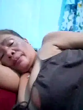 Snapshot of sexylizzy4u chatting on 10/04/25, 02:48 sexylizzy4u online show from 10/04/25, 02:48