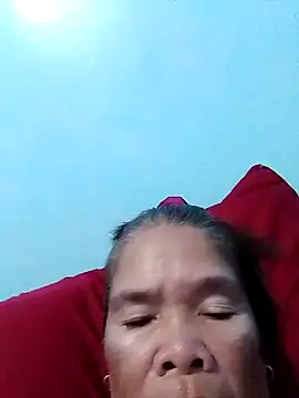 Snapshot of sexylizzy4u chatting on 10/06/25, 02:47 sexylizzy4u online show from 10/06/25, 02:47