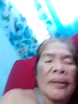 Snapshot of sexylizzy4u chatting on 10/12/25, 11:37 sexylizzy4u online show from 10/12/25, 11:37