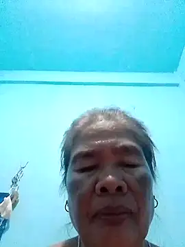 Snapshot of sexylizzy4u chatting on 10/17/25, 09:34 sexylizzy4u online show from 10/17/25, 09:34