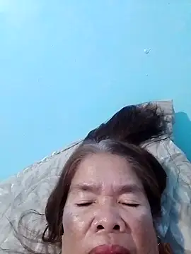 Snapshot of sexylizzy4u chatting on 10/19/25, 08:15 sexylizzy4u online show from 10/19/25, 08:15