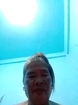 Snapshot of sexylizzy4u chatting on 10/26/25, 12:55 sexylizzy4u online show from 10/26/25, 12:55