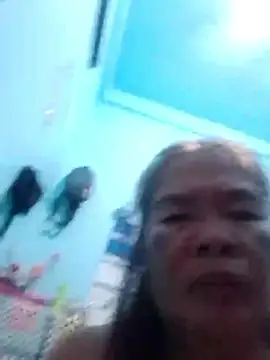 Snapshot of sexylizzy4u chatting on 12/19/25, 02:35 sexylizzy4u online show from 12/19/25, 02:35