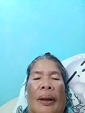 Snapshot of sexylizzy4u chatting on 02/06/26, 03:22 sexylizzy4u online show from 02/06/26, 03:22