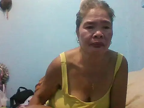 Snapshot of sexylizzy4u chatting on 06/18/26, 03:05 sexylizzy4u online show from 06/18/26, 03:05