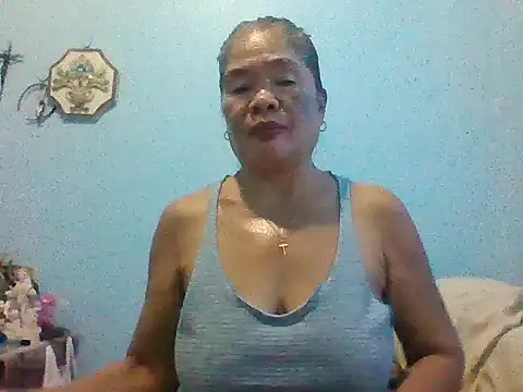 Snapshot of sexylizzy4u chatting on 07/14/26, 05:45 sexylizzy4u online show from 07/14/26, 05:45