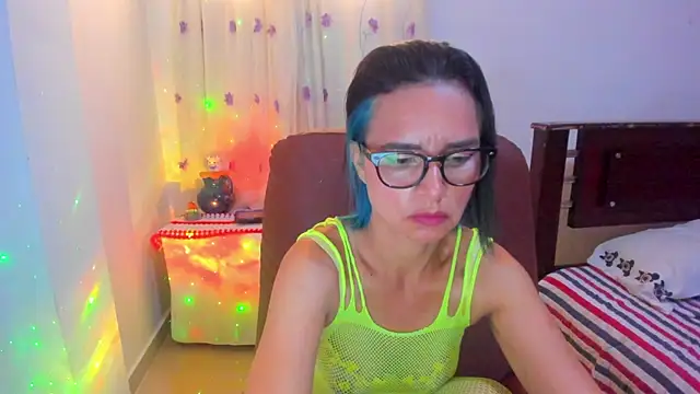 BrianaGarner online show from 10/28/25, 05:15