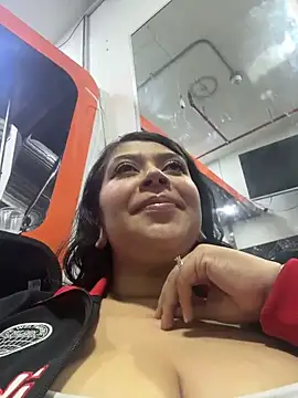 emilyjohanson online show from 04/01/26, 05:43