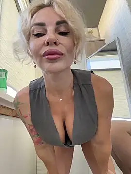 Hotnessi online show from 09/27/25, 11:04