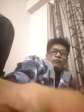 iamkahn 44 online show from 12/20/25, 11:45