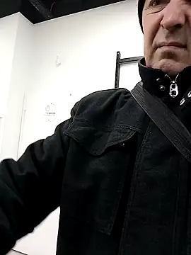 Pokaz2020 online show from 10/19/25, 04:18