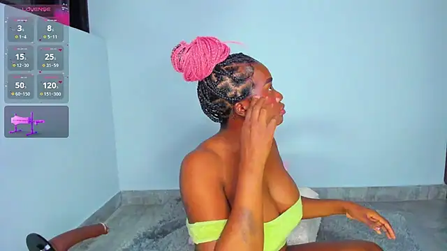 Sofi Smiley online show from 04/01/26, 12:55