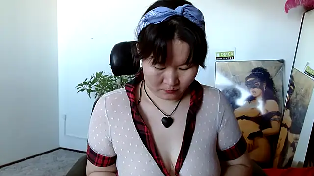 Akira xx online show from 02/06/25, 09:00