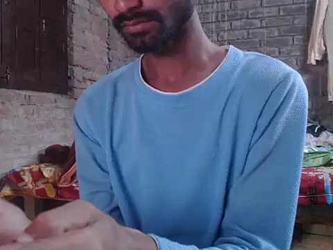 Snapshot of ThethunderPo chatting on 11/21/25, 01:37 ThethunderPo online show from 11/21/25, 01:37