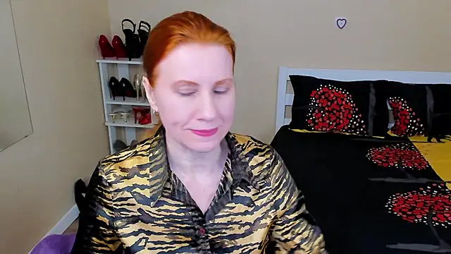 FoxySophia online show from 04/16/26, 12:06