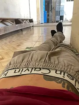 descret 19 online show from 04/22/26, 03:24