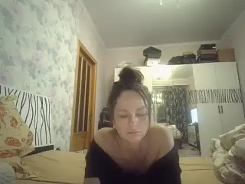 LindaStarS online show from 02/11/25, 08:10