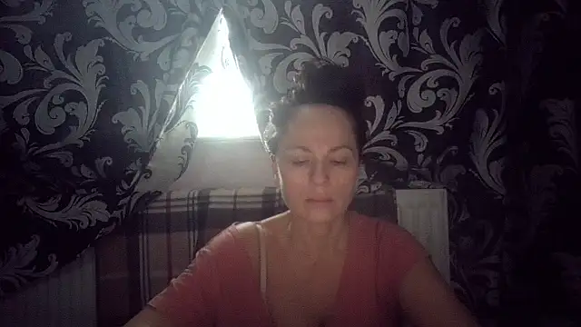 LindaStarS online show from 11/30/25, 07:34