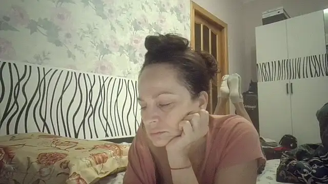 LindaStarS online show from 11/30/25, 08:02